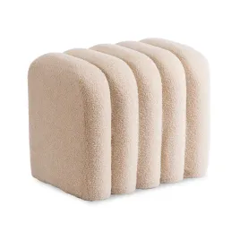 pufa-siedzisko-do-przedpokoju-toaletki-teddy-puf-bezowa-karbon