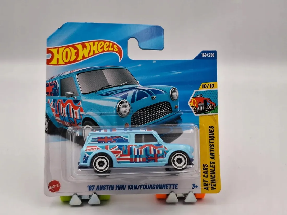 hot-wheels-austin-mini