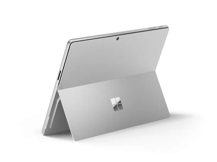microsoft-surface-pro-11-copilot-pc-intel-core-ultra-7-1-tb-33-cm-13