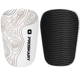 ochraniacze-pilkarskie-proskary-elevate-fifa-biale-lekkie-premium-13x9cm