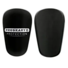 ochraniacze-pilkarskie-mini-male-przylegajace-lekkie-proskary