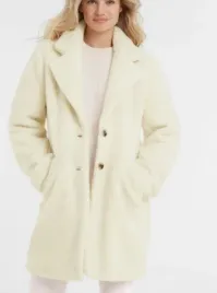 vila-kurtka-bialy-teddy-coat-r42