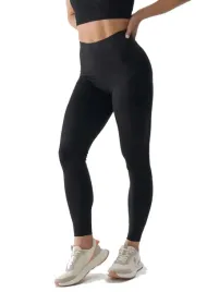 damskie-legginsy-sportowe-treningowe-4f-f195