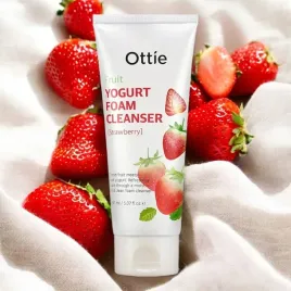 ottie-fruit-yogurt-foam-cleanser-pianka-oczyszczajaca-twarz-stawberry-150ml