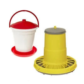zestaw-dla-drobiu-poidlo-plywakowe-18l-karmidlo-15-kg