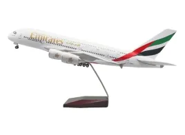 model-samolotu-emirates-airbus-a380-kolekcjonerska-replika-outlet-1-150