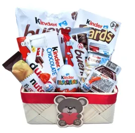 kosz-prezentowy-zestaw-slodyczy-kinder-box-prezent-urodziny-imieniny-dzieci