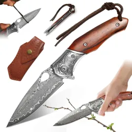 skladany-noz-damascenski-z-drewniana-raczka-i-etui-na-skorzanej-podstawie