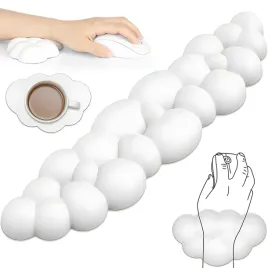 podkladka-pod-nadgarstek-ergonomiczna-miekka-chmurkowa-do-grania-i-nauki