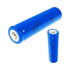 4x-akumulator-18650-bateria-8800-mah-li-ion-37v-ogniwo-do-latarki-czolowki