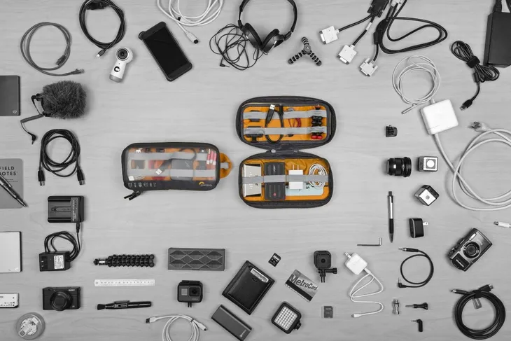 organizer-lowepro-gearup-pouch-medium