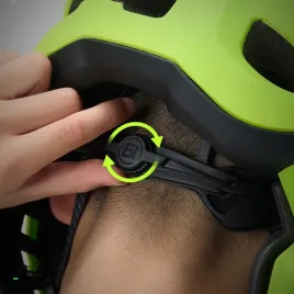 kask-rowerowy-dzieciecy-regulowany-zielony-rozmiar-m-54-58-szczeki-rekin