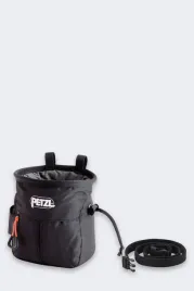woreczek-na-magnezje-petzl-sakapoche-black