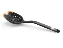 lyzka-cedzakowa-fiskars-functional-form-1027302