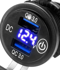 motocyklowe-gniazdo-12v-2x-usb-qc3-0-woltomierz-36w-ip54-led