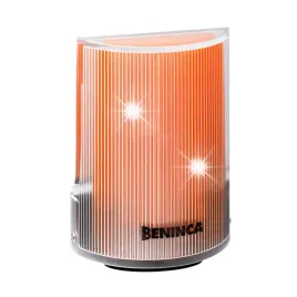 lampa-beninca-star-o-led-z-wbudowana-antena-i-pomaranczowym-odblysnikiem