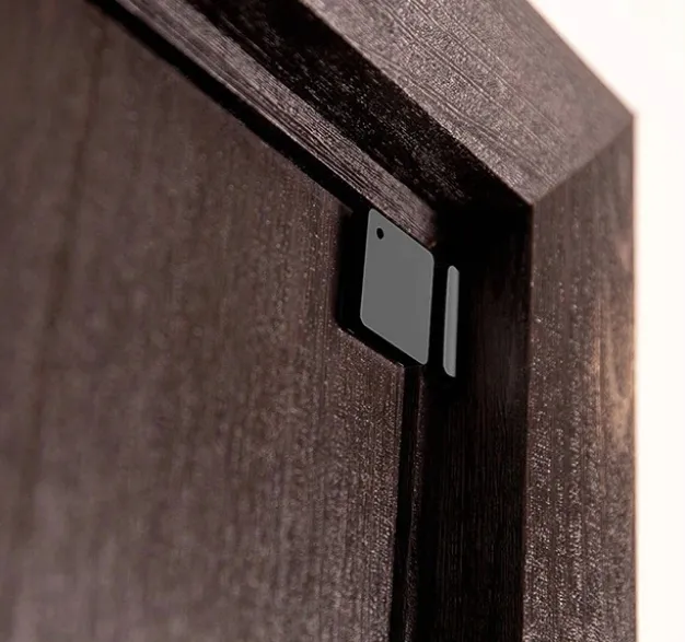 shelly-blu-door-window-black