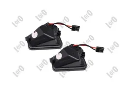 oswietlenie-podlogi-mercedes-lewy-prawy-led-side-mirror-puddle-light-set