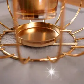 swiecznik-metalowy-zloty-stojak-na-swieczke-tealight-lampion-latarnia