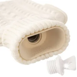 duzy-termofor-w-pokrowcu-sweterku-ogrzewacz-gumowy-na-wode-bezowy-sweter