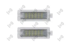 oswietlenie-podlogi-bmw-lewy-prawy-led-courtesy-light-set-e81-e82-e87-e88