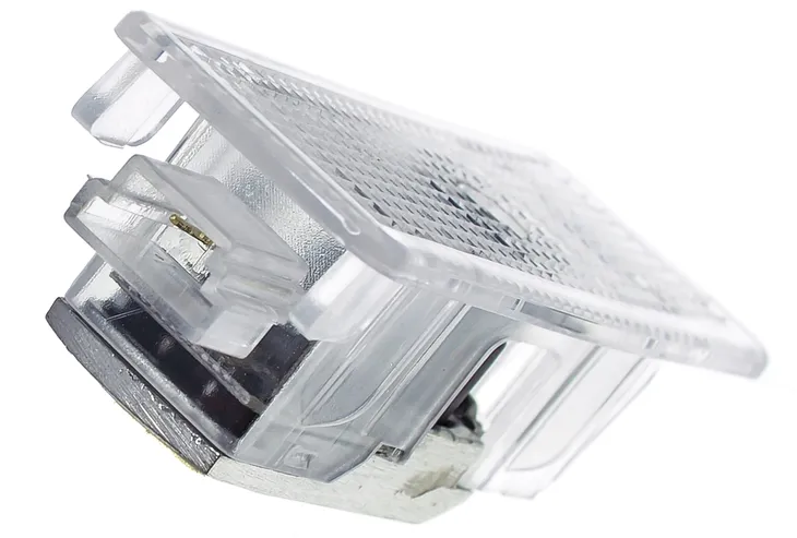 projektor-led-do-samochodu-bmw-e39-e53-e52-hd-2-szt-14w-producent-ledprojektor-pl