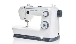 maszyna-do-szycia-domowa-mechaniczna-mocna-husqvarna-onyx-25-32-sciegi