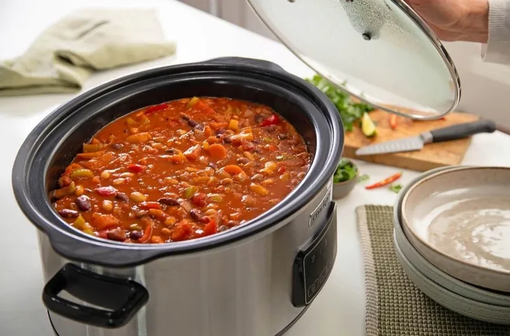 wolnowar-crockpot-35l-csc111x-bezpieczenstwo-automatyczny-wylacznik