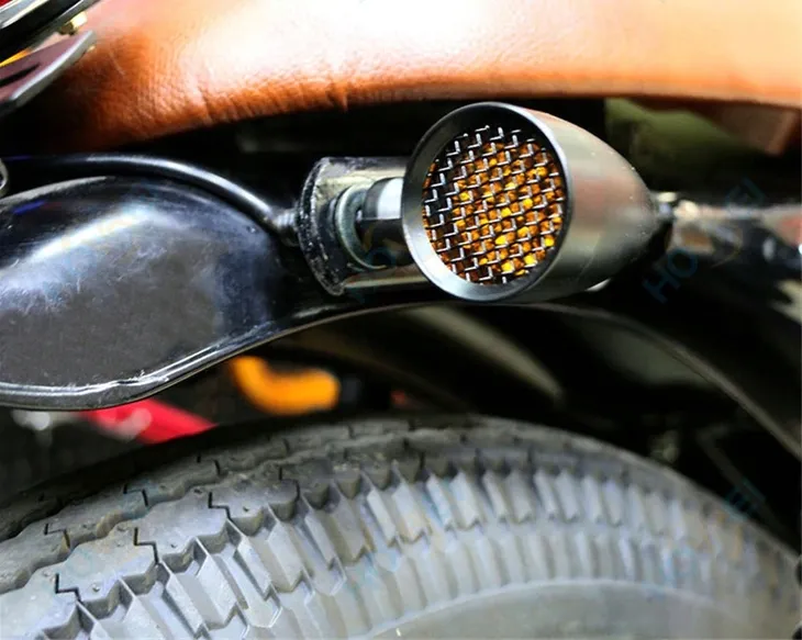 stop-3w1-bobber-custom-cafe-racer-harley-chrom-kod-taryfy-celnej-85122000