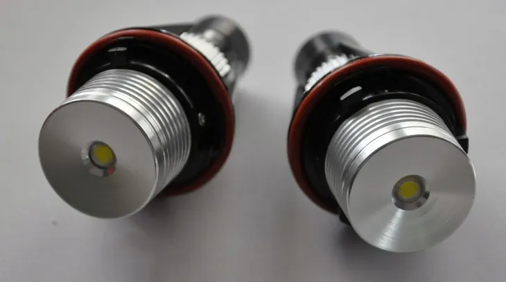 zarowki-led-marker-ringi-bmw-e39-e53-e65-e66-e60-zawiera-baterie-nie-kod-taryfy-celnej-85395200