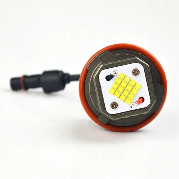 zarowki-ringi-marker-led-160w-bmw-e39-e53-e60-e61-e63-e64-e65-e66-e87-x3-x5-numer-katalogowy-czesci-markery-bmw-angel-eyes-32xled-160w-silver-kwadratowy-v2-typ-samochodu-samochody-osobowe