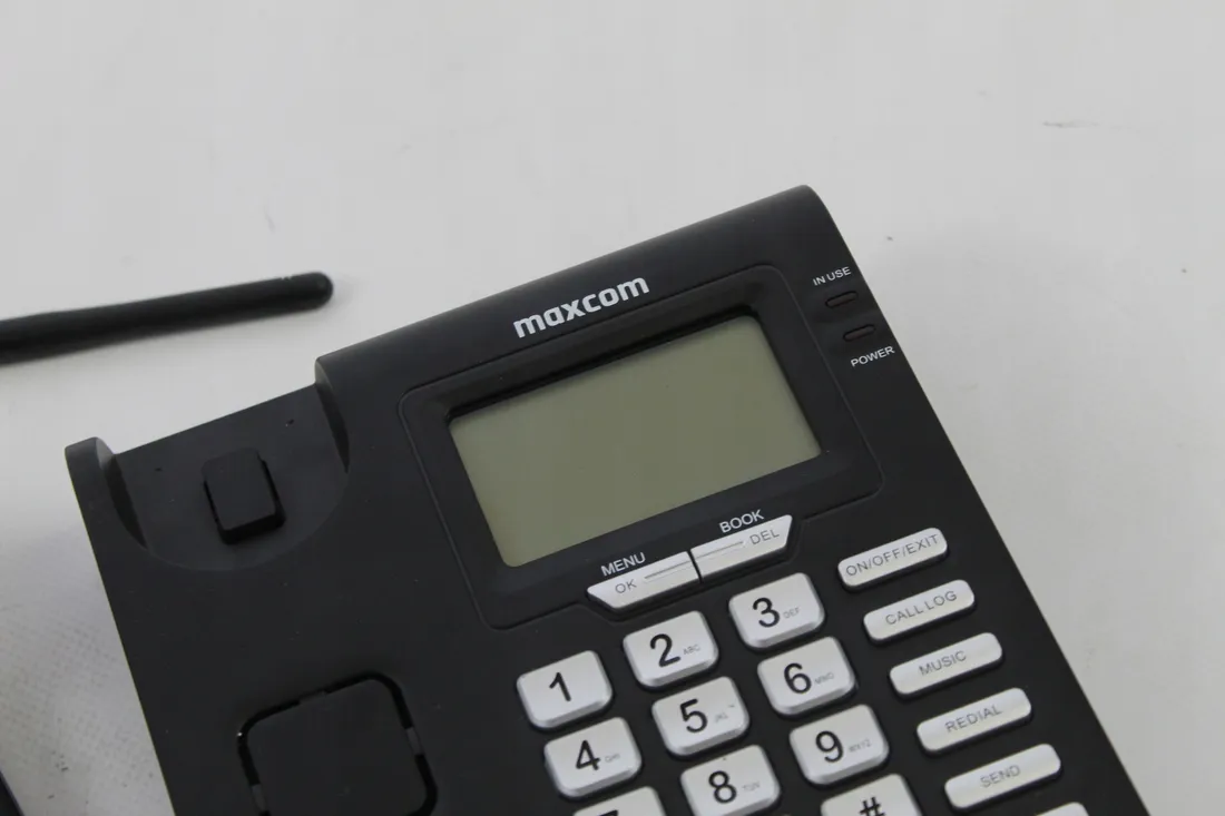 telefon-stacjonarny-maxcom-mm28d-sim-glosnomowiacy-sms-identyfikacja-numeru