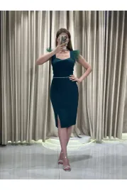 elegancka-sukienka-wieczorowa-midi-z-ozdobnymi-bufami-40-5ha
