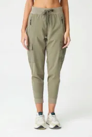 spodnie-dresowe-damskie-khaki-z-kieszeniami-i-wiazaniem-xl-5ha