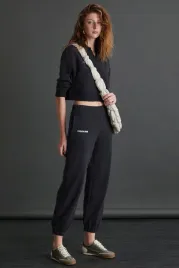 czarne-spodnie-dresowe-damskie-z-elastycznym-dolem-xl-5ha