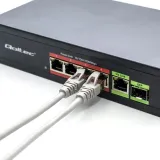 switch-poe-qoltec-52296-6-portow