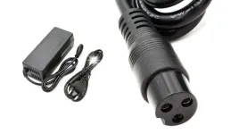 ladowarka-zasilacz-do-roweru-hulajnogi-deski-elektrycznej-z-gniazdem-3-pin