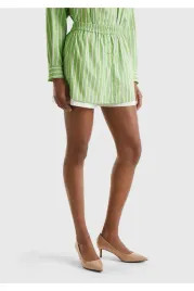 united-colors-of-benetton-krotka-spodnica-mini-bialym-kolorze-prosta-m-5ha
