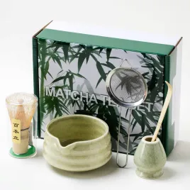 zestaw-do-parzenia-herbaty-matcha-z-bambusa