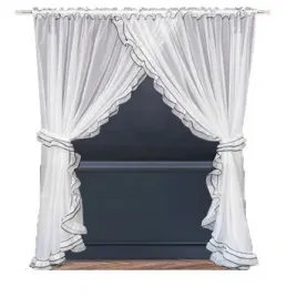 dluga-gotowa-firana-250x400cm-z-falbana-i-czarna-lamowka-na-balkon-taras
