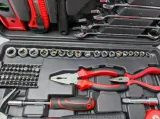 zestaw-narzedzi-top-tools-194-el-waga-z-opakowaniem-3-9-kg