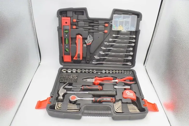 zestaw-narzedzi-top-tools-194-el-marka-top-tools-waga-z-opakowaniem-3-9-kg