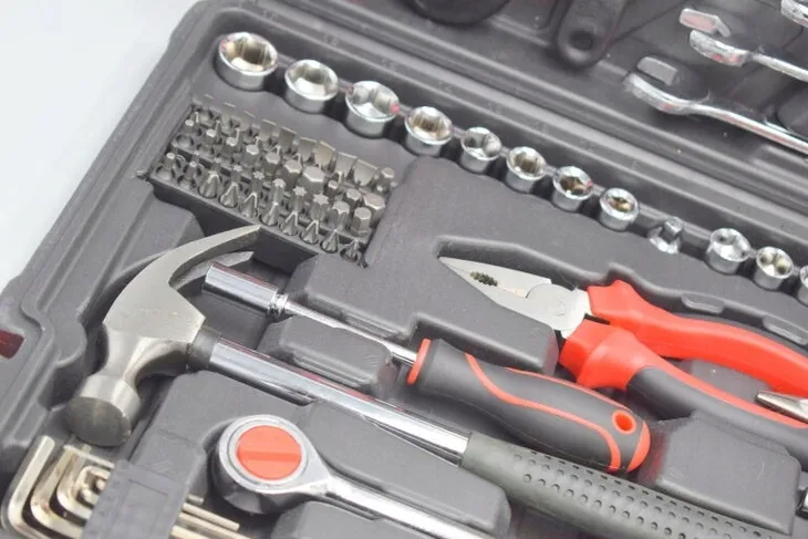 zestaw-narzedzi-top-tools-194-el-marka-top-tools-liczba-elementow-w-zestawie-194