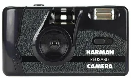 harman-reusable-camera-manualny-transport-filmu