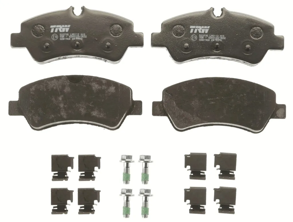 klocki-ham-ford-transit-13greater-tyl