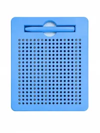 niebieska-tablica-magnetyczna-z-kulkami-dla-dzieci-z-roznymi-wzorami