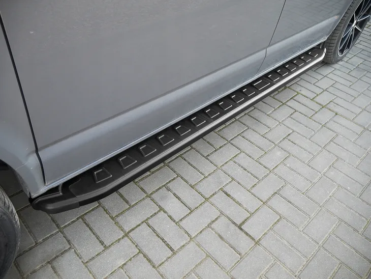 stopnie-boczne-progi-do-citroen-jumpy-iii-2016-short-or-krotki-aluminiowe-stan-opakowania-oryginalne-kod-taryfy-celnej-87082990