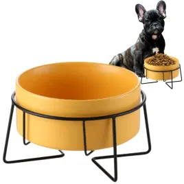 petstory-elegancka-zolta-miska-ceramiczna-psa-kota-czarna-podstawka-850-ml