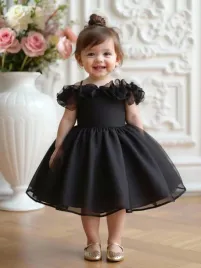 shein-czarna-sukienka-rozkloszowana-z-falbanka-na-wesele-74-80-cm-1ma