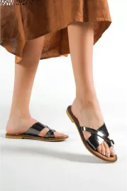 damskie-klapki-casual-skora-naturalna-lakierowana-czarne-38-5ha